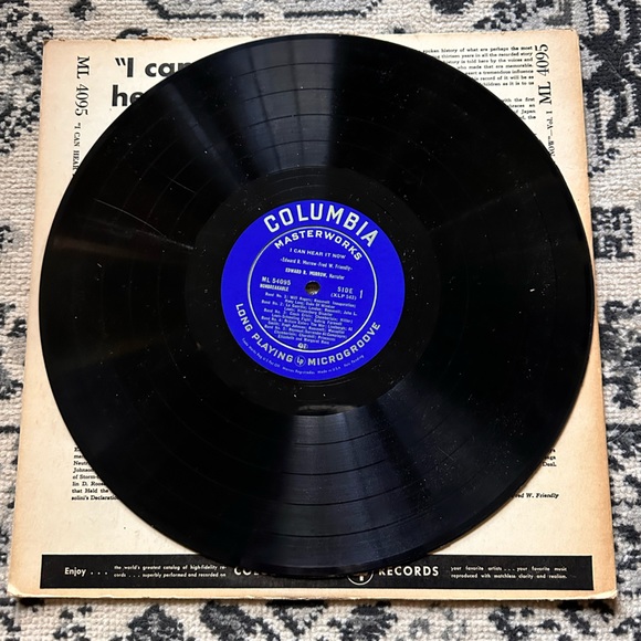 'I can hear it now. by edward r. murrow and fred w. friendly 1933-1945 - Picture 2 of 4